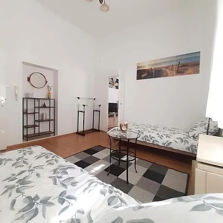 Foter Apartment