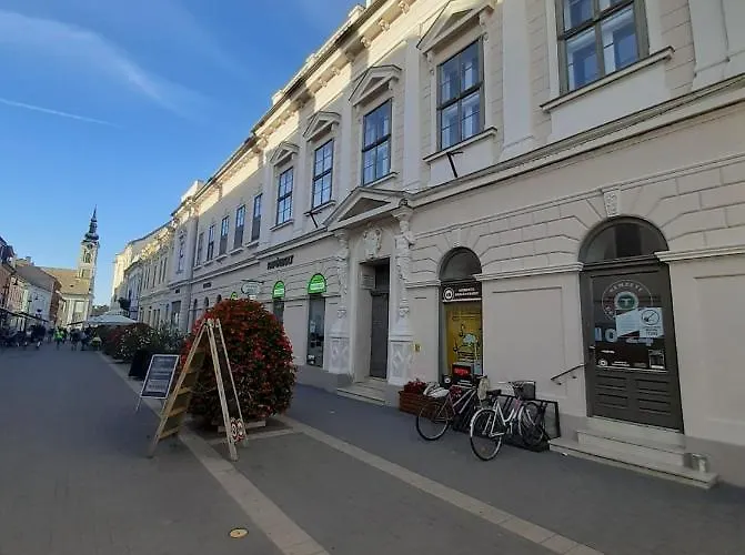Foter Lägenhet Baja